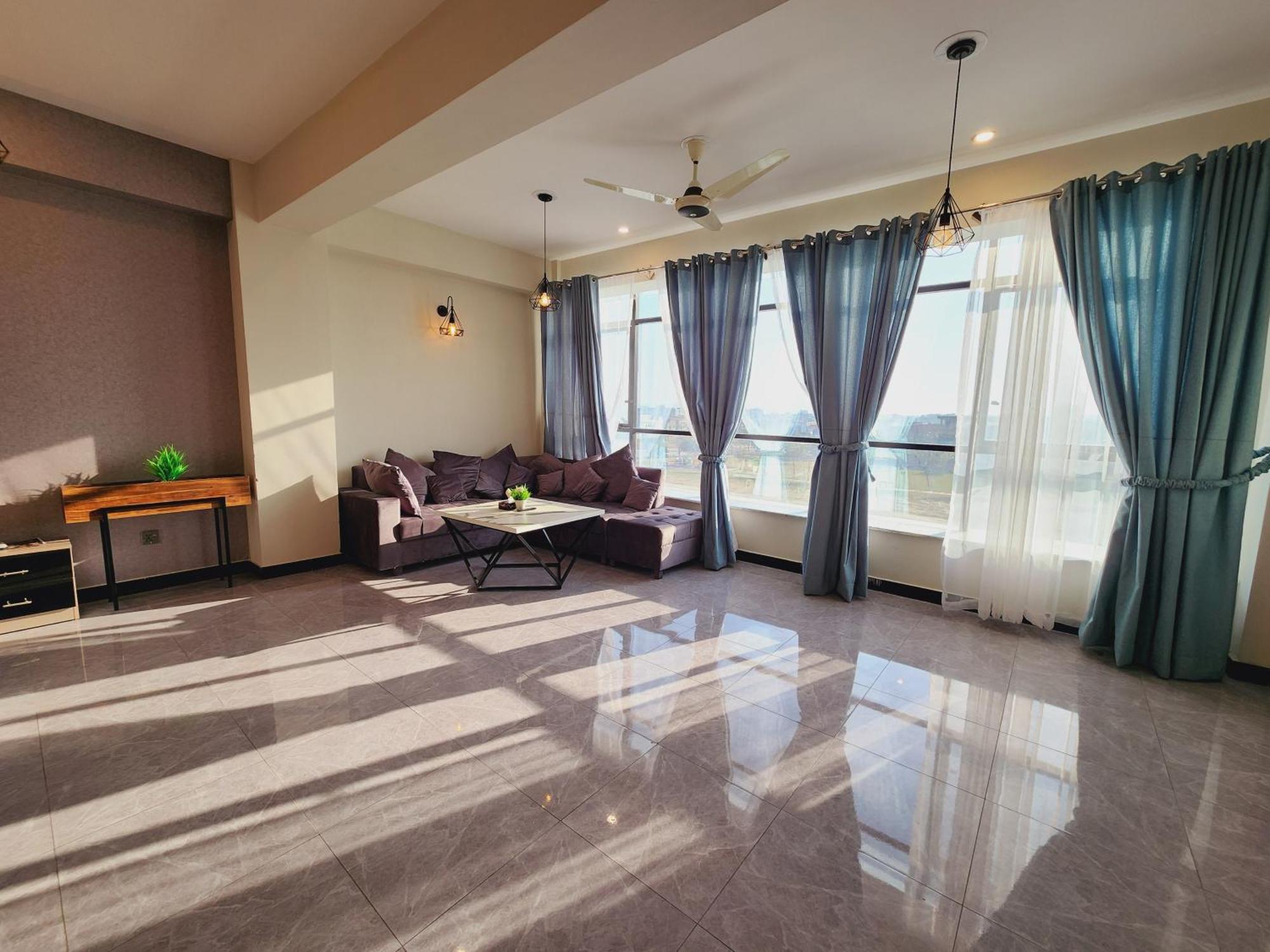 Motorway Majesty Suites Islamabad - Near Islamabad International Airport And Motorway Exteriér fotografie