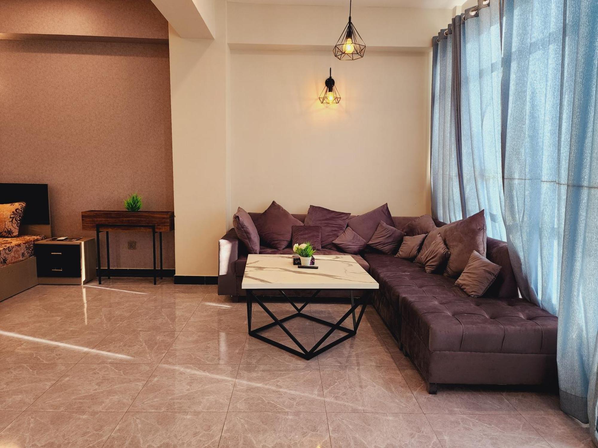 Motorway Majesty Suites Islamabad - Near Islamabad International Airport And Motorway Exteriér fotografie