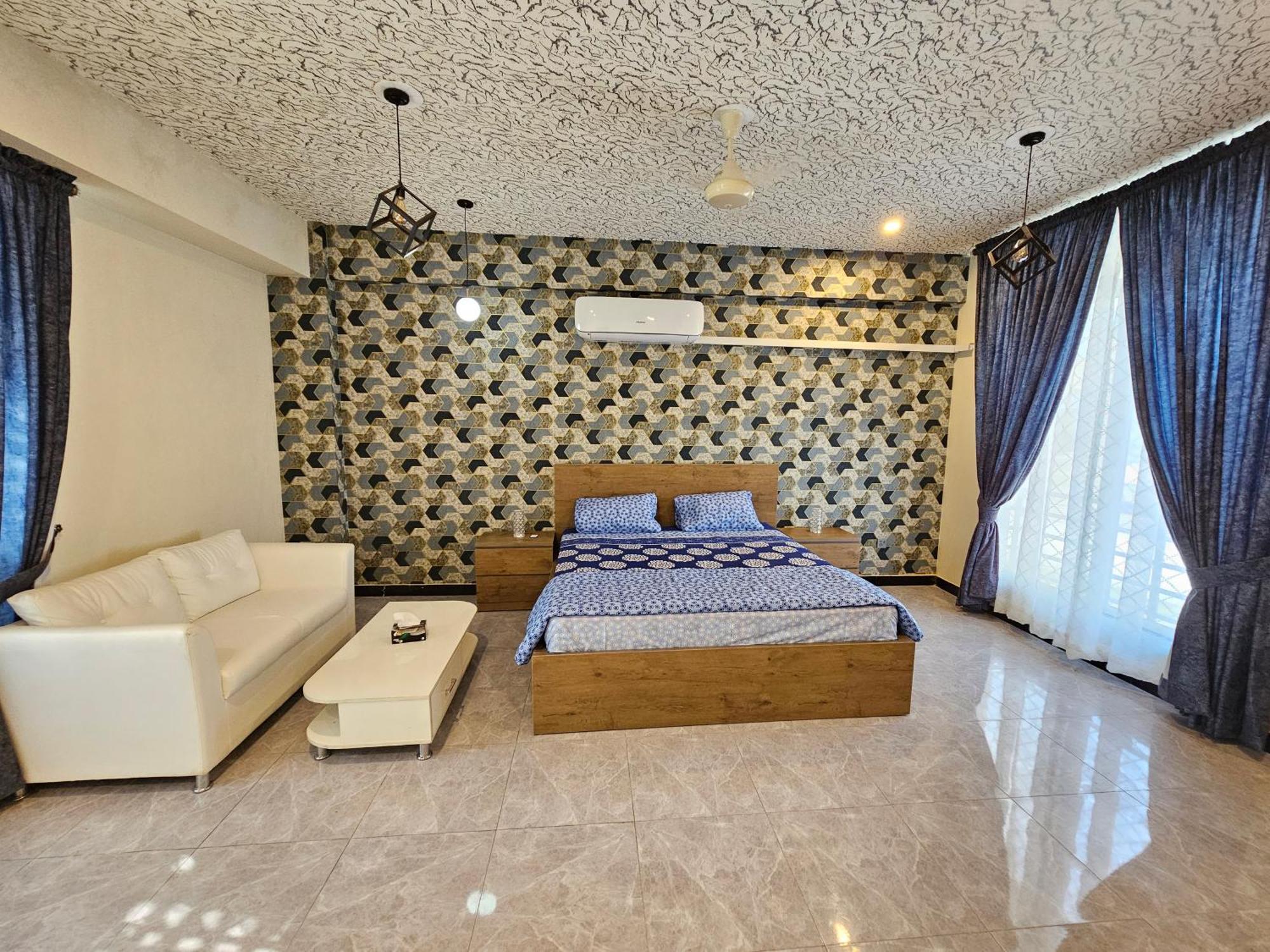 Motorway Majesty Suites Islamabad - Near Islamabad International Airport And Motorway Exteriér fotografie