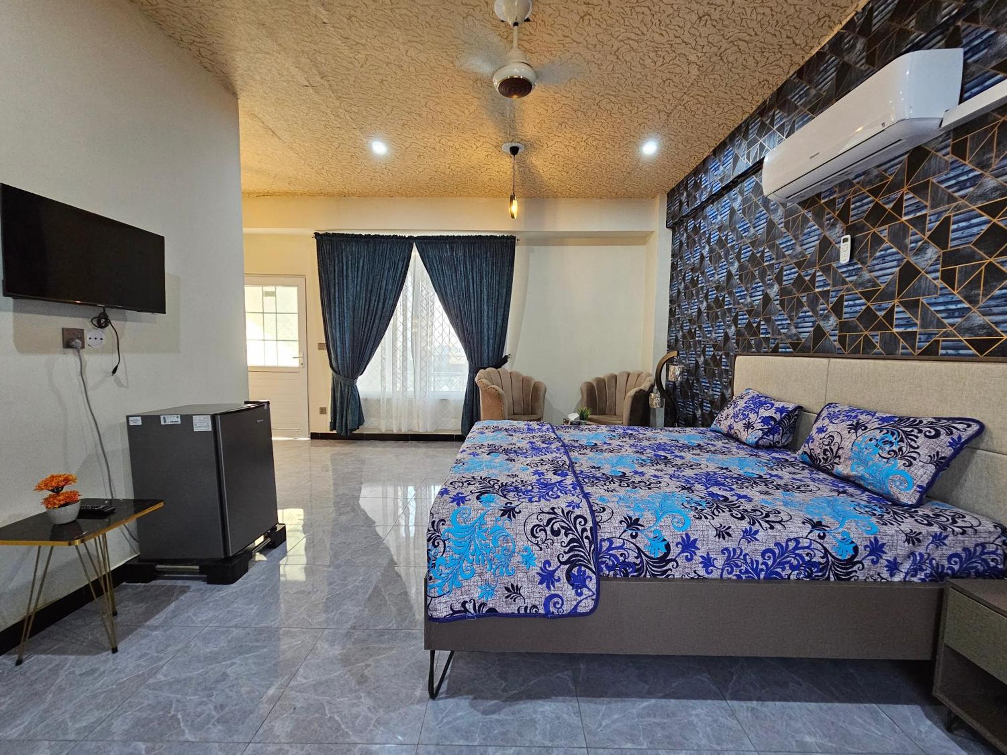 Motorway Majesty Suites Islamabad - Near Islamabad International Airport And Motorway Exteriér fotografie