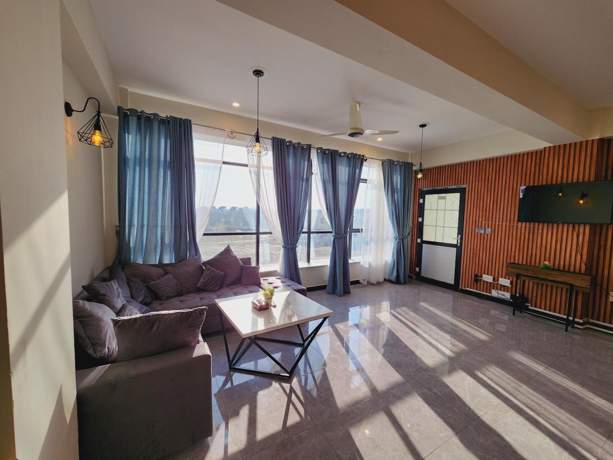 Motorway Majesty Suites Islamabad - Near Islamabad International Airport And Motorway Pokoj fotografie