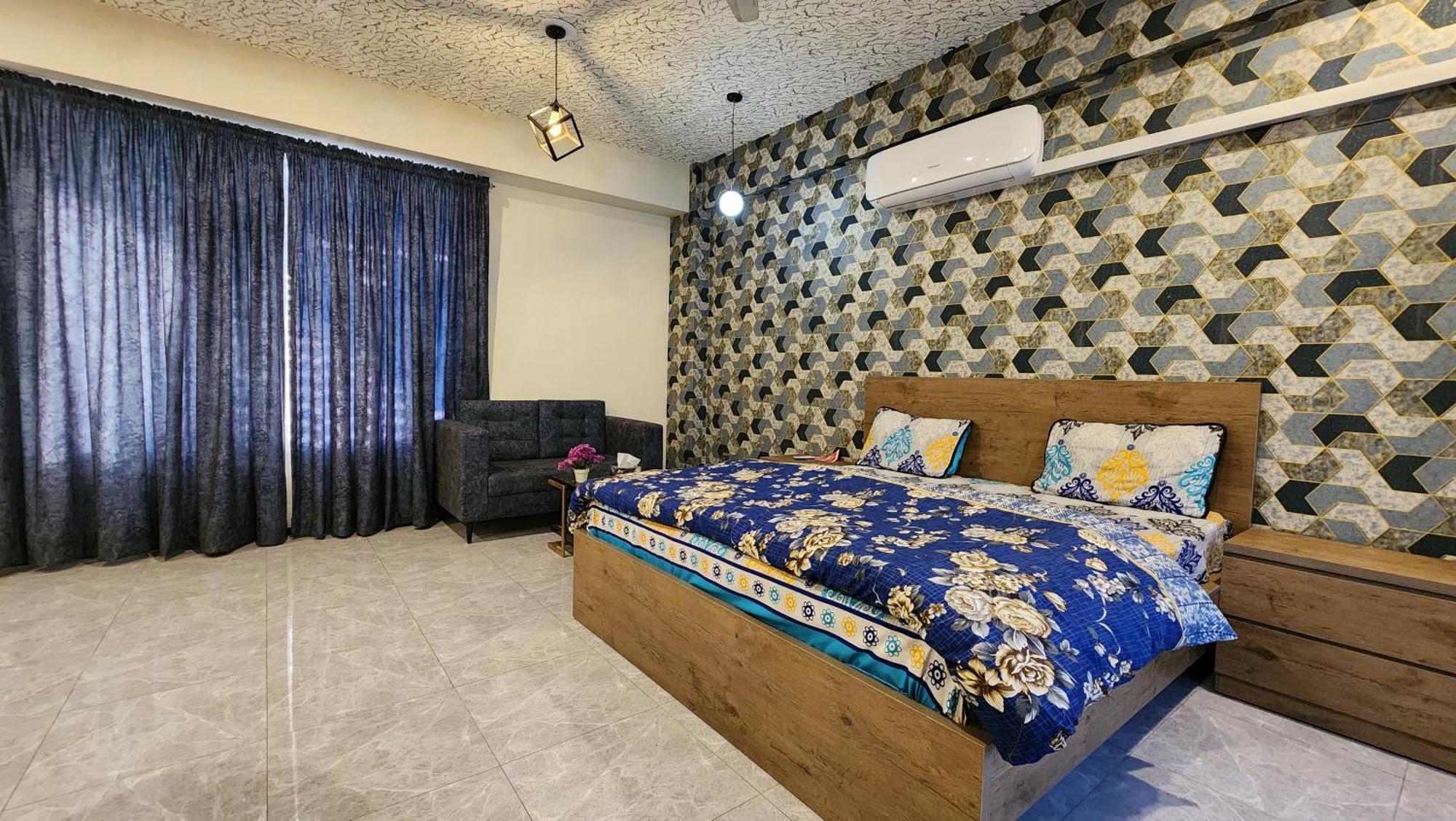 Motorway Majesty Suites Islamabad - Near Islamabad International Airport And Motorway Pokoj fotografie