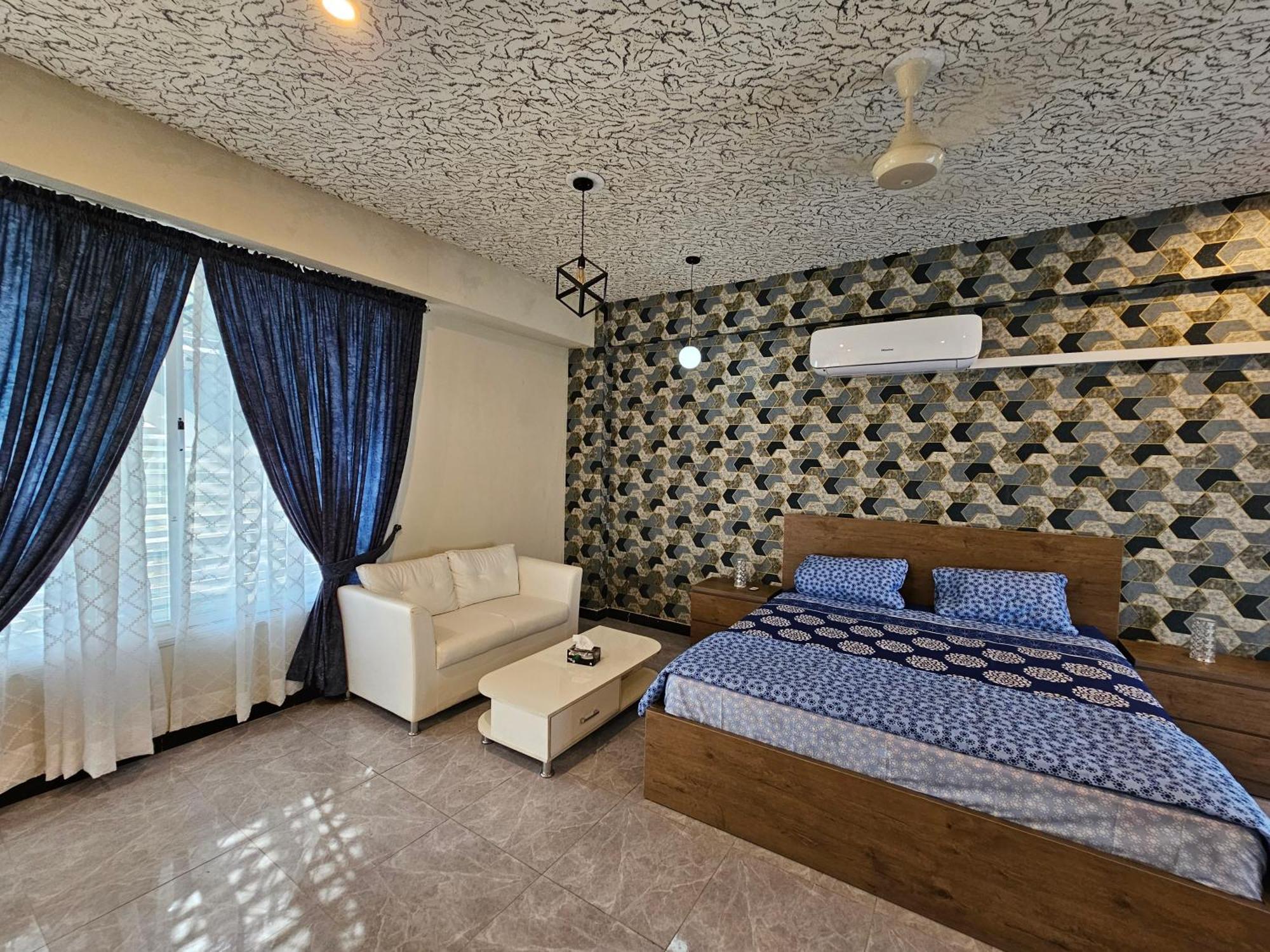 Motorway Majesty Suites Islamabad - Near Islamabad International Airport And Motorway Pokoj fotografie