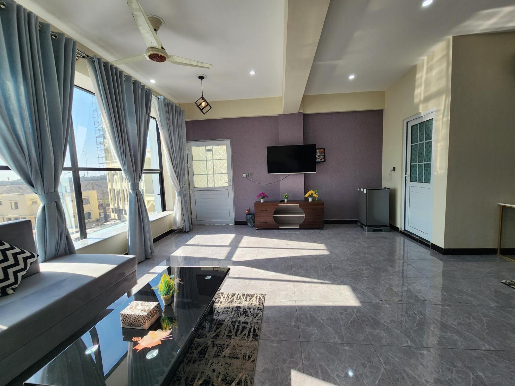 Motorway Majesty Suites Islamabad - Near Islamabad International Airport And Motorway Pokoj fotografie