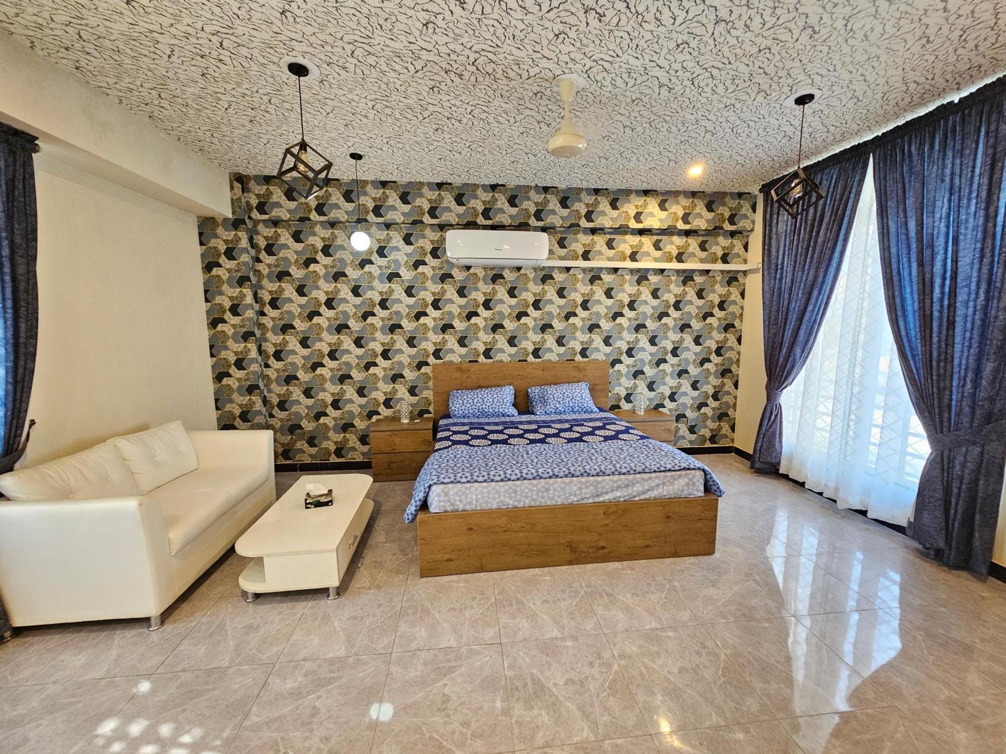 Motorway Majesty Suites Islamabad - Near Islamabad International Airport And Motorway Pokoj fotografie