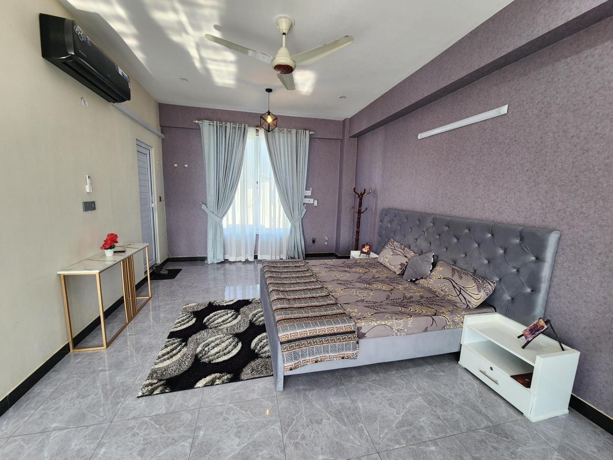 Motorway Majesty Suites Islamabad - Near Islamabad International Airport And Motorway Pokoj fotografie