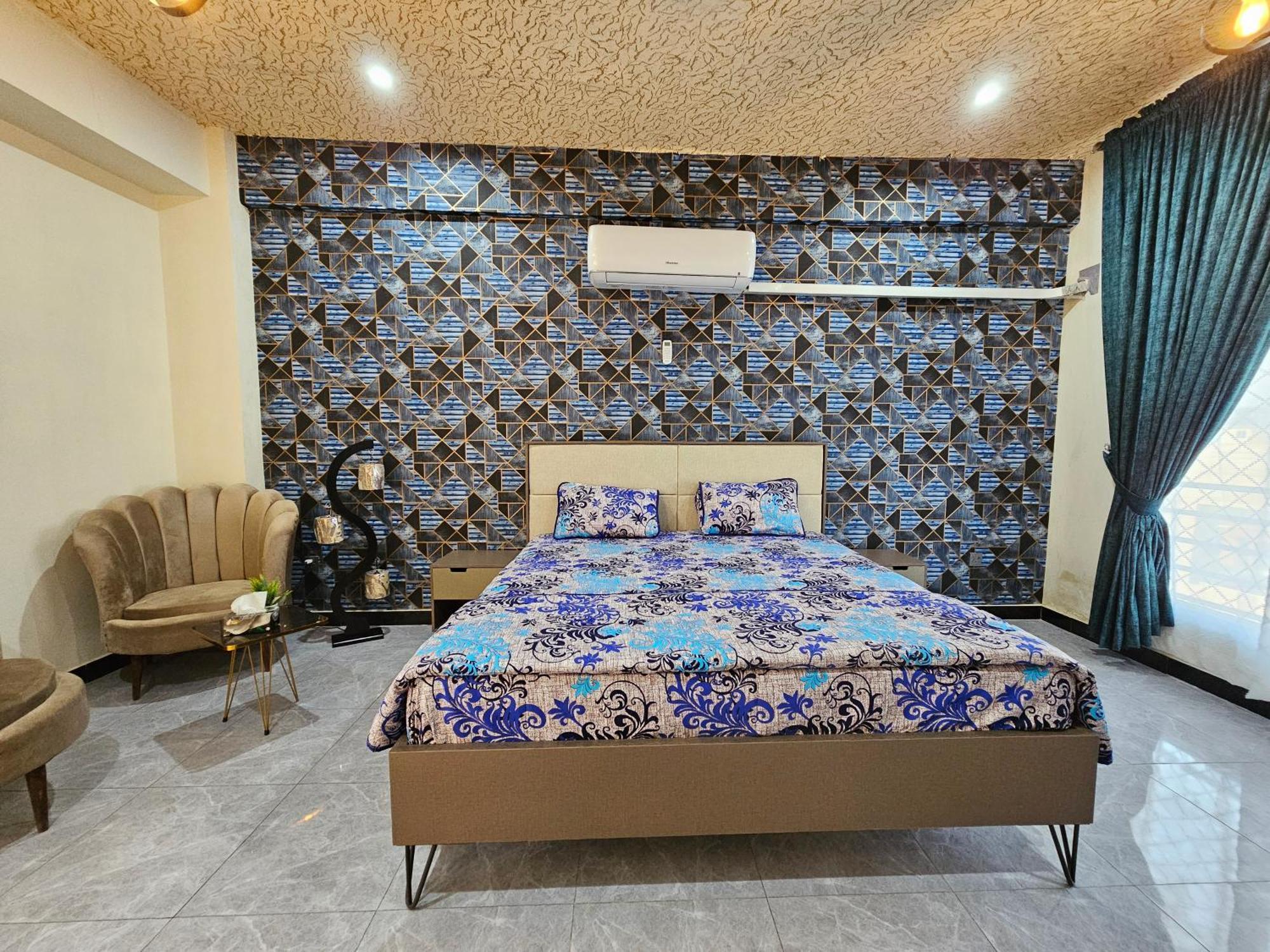 Motorway Majesty Suites Islamabad - Near Islamabad International Airport And Motorway Exteriér fotografie
