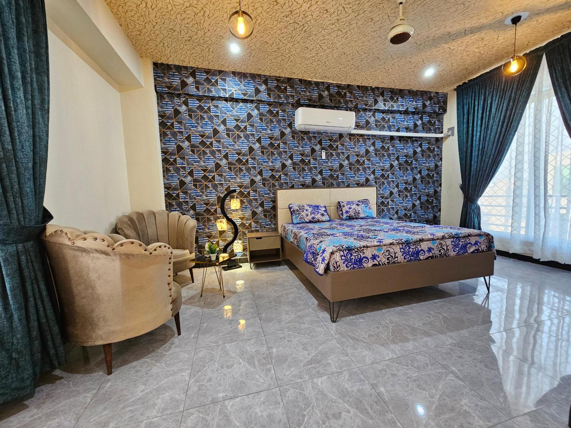 Motorway Majesty Suites Islamabad - Near Islamabad International Airport And Motorway Pokoj fotografie